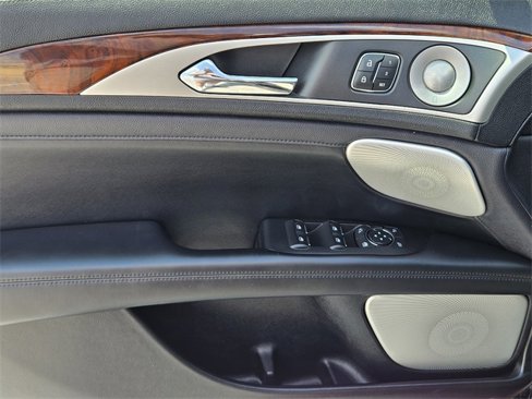 Used 2020 Lincoln MKZ Reserve w/ Luxury Package image 23