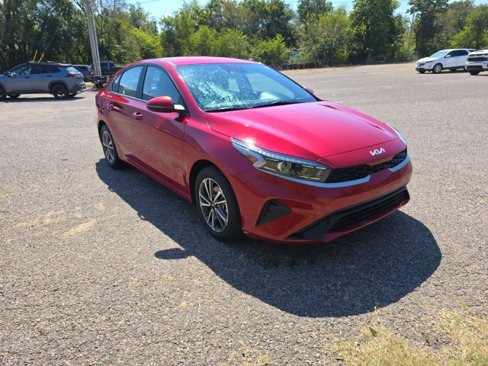 Used 2024 Kia Forte LXS w/ LXS Technology Package image 7