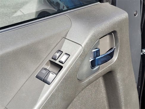 Used 2015 Nissan Frontier SV w/ SV Value Truck Package image 23