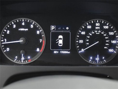 Used 2015 Hyundai Sonata SE image 12