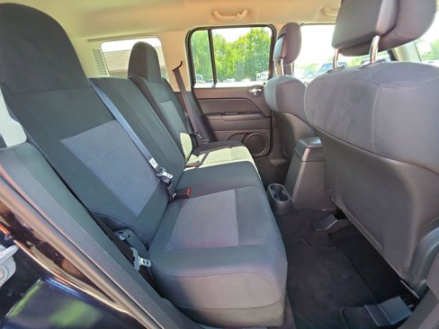 Used 2011 Jeep Patriot Latitude image 7