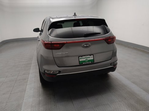 Used 2020 Kia Sportage LX image 6