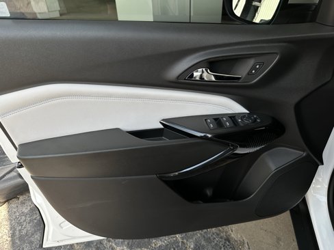 New 2025 Chevrolet Trax LT w/ Driver Confidence Package image 11