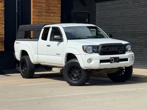Used 2005 Toyota Tacoma 4x4 Access Cab w/ SR5 Pkg #3 image 8