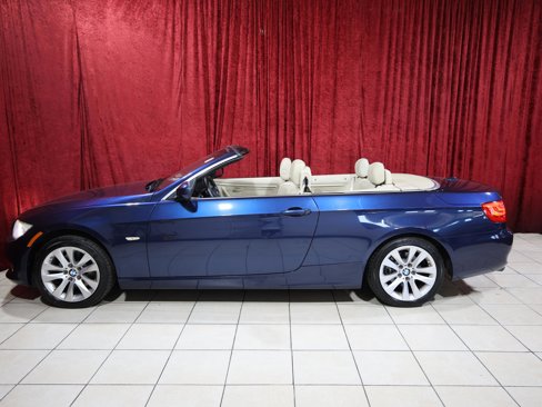 Used 2011 BMW 328i Convertible image 5