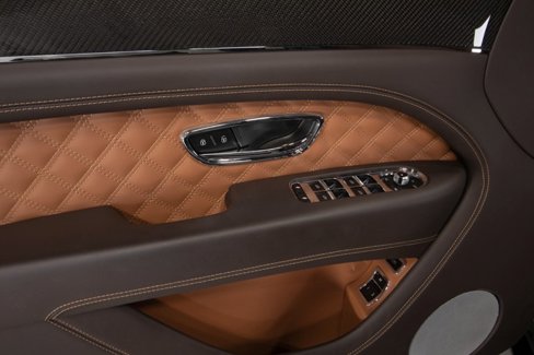 Used 2022 Bentley Bentayga image 34