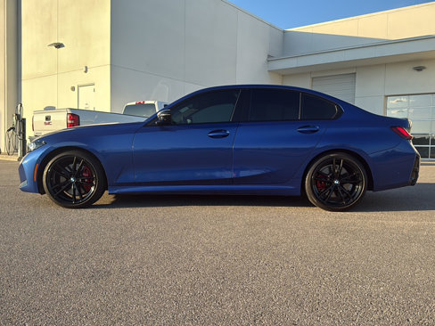 Certified 2023 BMW 330i Sedan w/ M Sport Package image 4