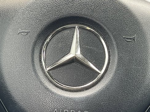 Used 2018 Mercedes-Benz GLC 300 image 31
