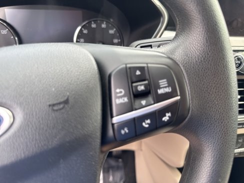 Used 2021 Ford Escape SE image 22