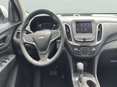 Used 2022 Chevrolet Equinox LT image 12