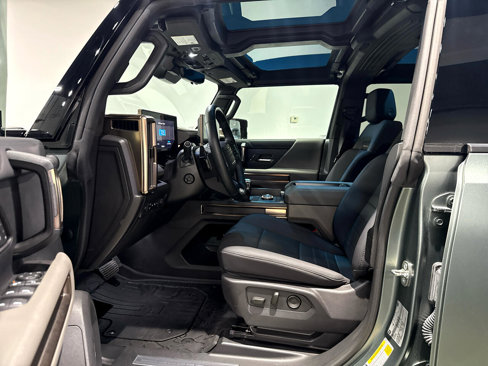 Used 2024 GMC Hummer EV 3X w/ LPO, Illumination Package image 14