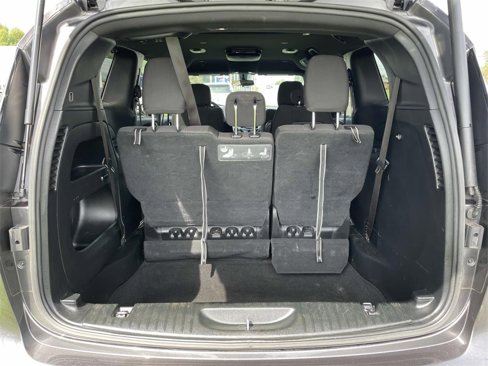 Used 2018 Chrysler Pacifica Touring Plus w/ S Appearance Package image 8