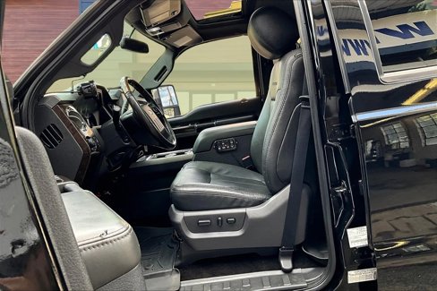 Used 2016 Ford F250 Platinum w/ FX4 Off-Road Package image 24