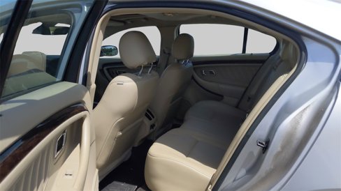 Used 2018 Ford Taurus Limited image 30