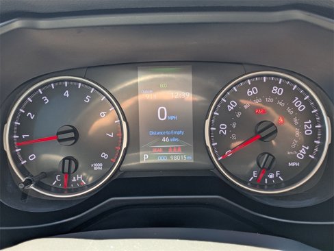 Used 2020 Toyota RAV4 LE image 11
