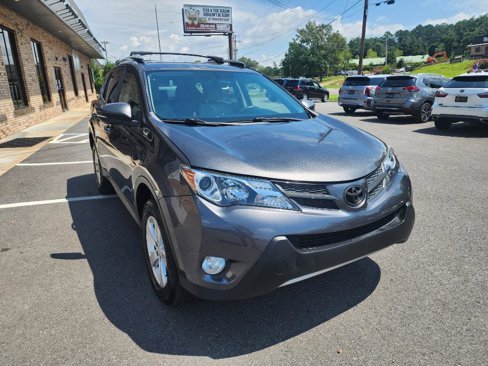 Used 2013 Toyota RAV4 XLE image 6