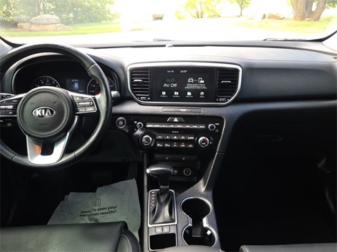 Used 2021 Kia Sportage EX image 11