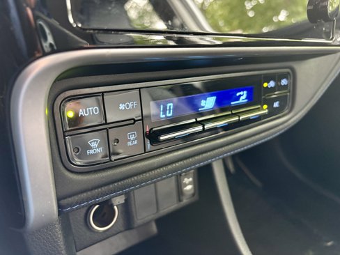 Used 2017 Toyota Corolla SE image 28