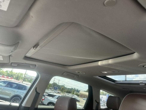 Used 2021 Buick Enclave Avenir w/ Avenir Technology Package image 25