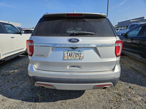 Used 2017 Ford Explorer Limited w/ Equipment Group 301A image 5