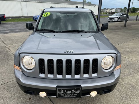 Used 2016 Jeep Patriot High Altitude image 2