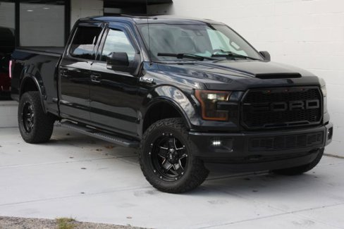 Used 2015 Ford F150 Lariat w/ Equipment Group 502A Luxury image 3