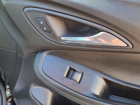 Used 2022 Buick Encore GX Essence image 28