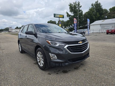 Used 2021 Chevrolet Equinox LS w/ LPO, Floor Liner Package image 3