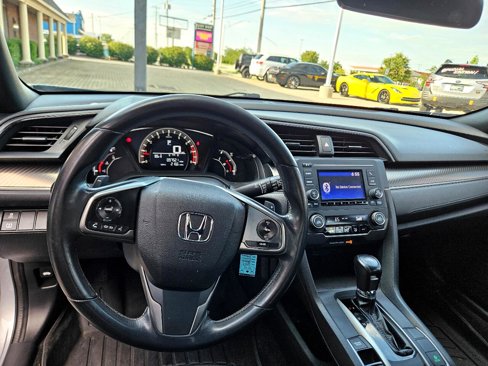 Used 2017 Honda Civic Sport image 18