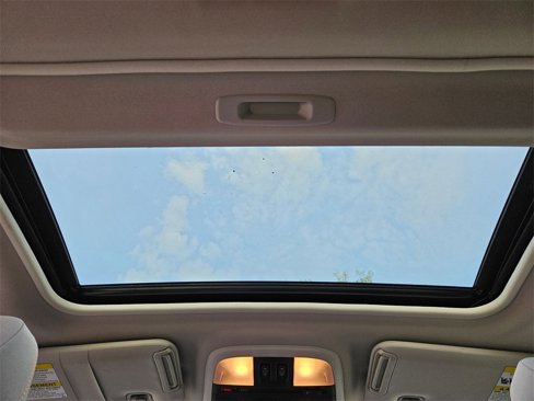Used 2018 Subaru Crosstrek 2.0i Premium w/ Moonroof Package image 19