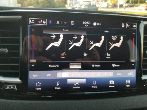 New 2026 Chrysler Voyager LX image 37