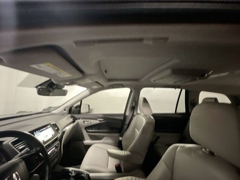 Used 2021 Honda Pilot Touring image 19