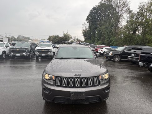 Used 2018 Jeep Grand Cherokee Altitude image 22