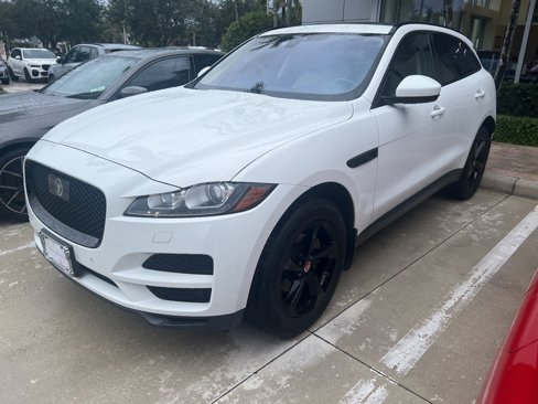 Used 2020 Jaguar F-PACE Prestige image 3