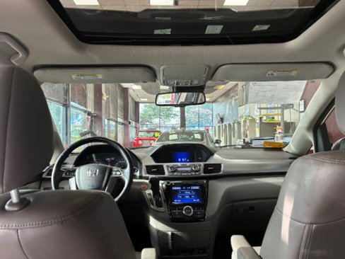Used 2014 Honda Odyssey EX-L image 11