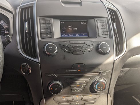 Used 2016 Ford Edge SE image 25