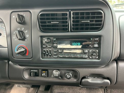 Used 2000 Dodge Durango 4WD image 52