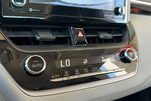 Certified 2022 Toyota Corolla LE image 24