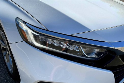 Used 2018 Honda Accord EX image 27