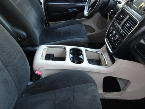 Used 2012 Dodge Grand Caravan SXT image 16