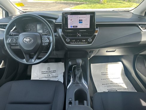 Used 2023 Toyota Corolla LE image 15