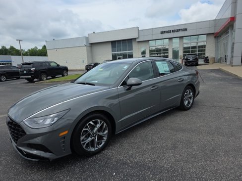 Used 2022 Hyundai Sonata SEL image 2