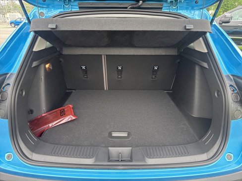 New 2025 Chevrolet Trax ACTIV image 17