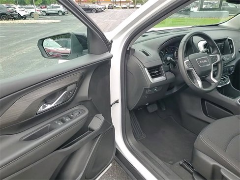 Certified 2023 GMC Terrain SLE w/ Elevation Edition image 12