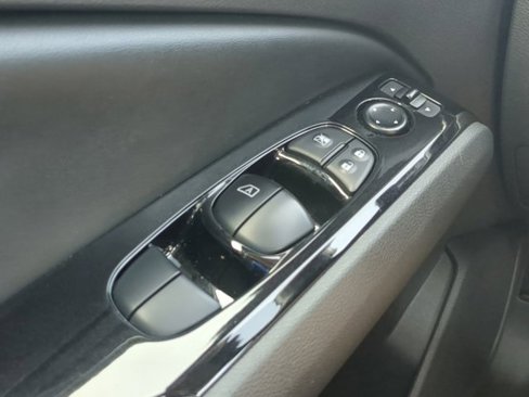 Used 2023 Nissan Altima 2.5 SV image 19