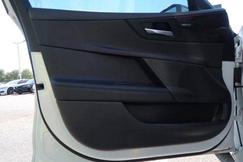 Used 2017 Jaguar XE First Edition image 47