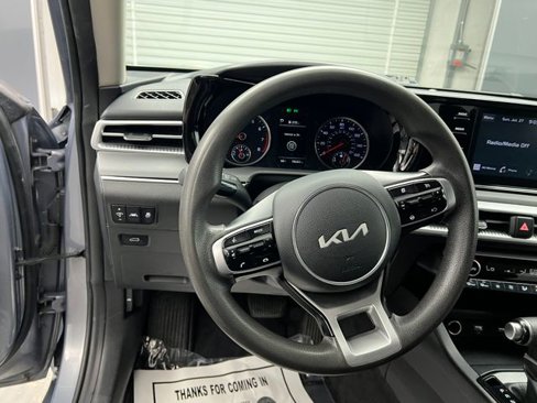 Used 2022 Kia K5 LXS image 24