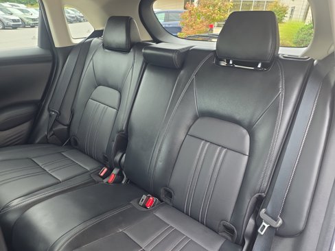 Used 2023 Honda HR-V EX-L image 17