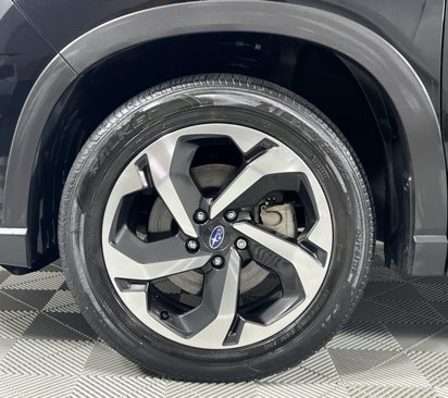 Used 2022 Subaru Forester Touring image 9