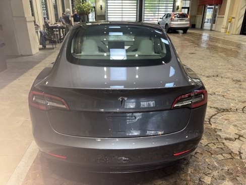 Used 2018 Tesla Model 3 Long Range image 5